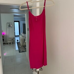 SKIMS FITS EVERYBODY SLIP DRESS